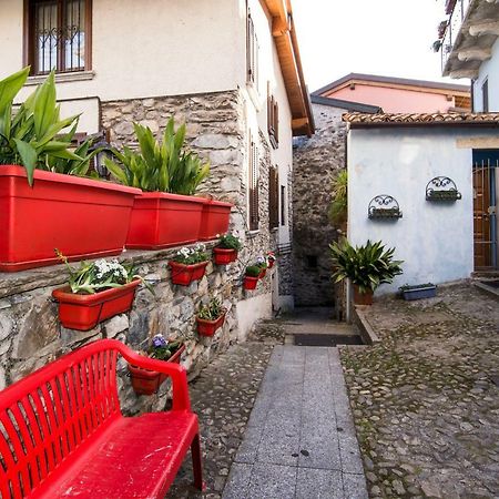 Ferienwohnung Il Sogno Di Claudia Gera Lario Exterior foto