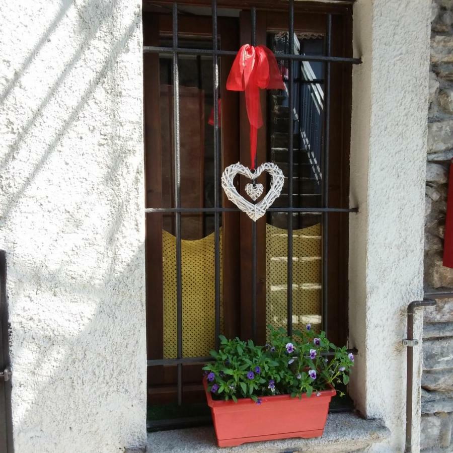 Ferienwohnung Il Sogno Di Claudia Gera Lario Exterior foto