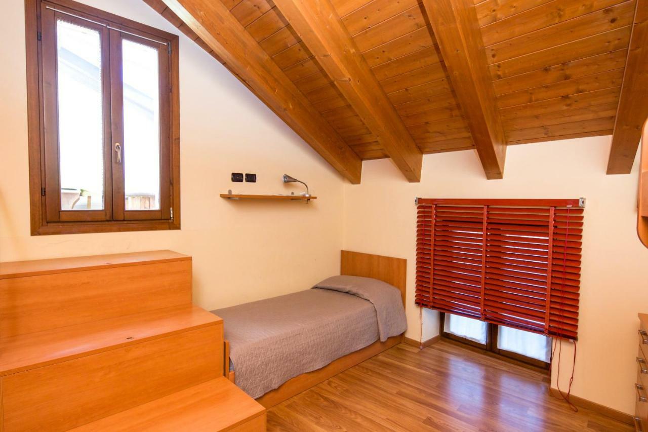 Ferienwohnung Il Sogno Di Claudia Gera Lario Exterior foto