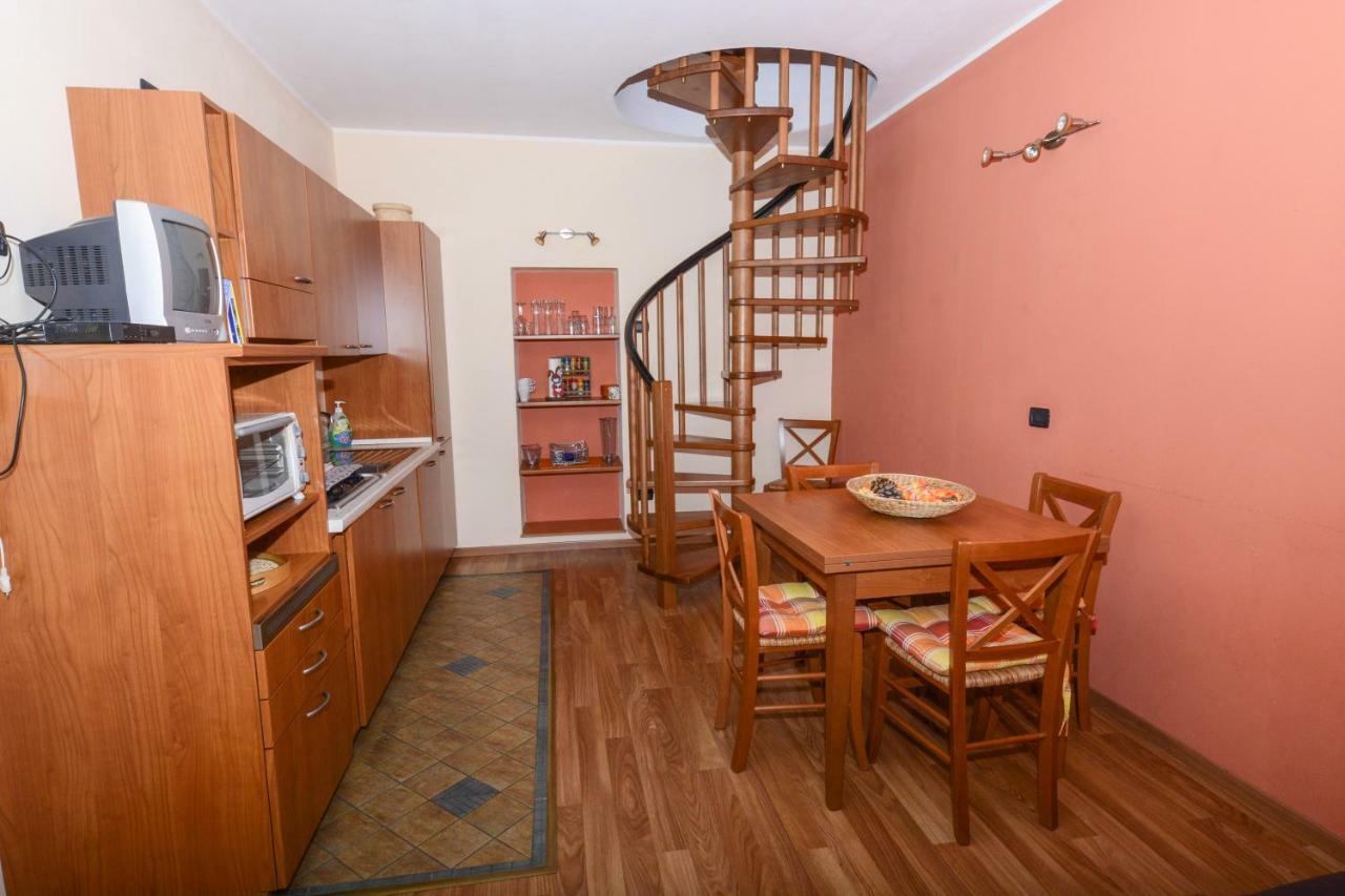 Ferienwohnung Il Sogno Di Claudia Gera Lario Exterior foto