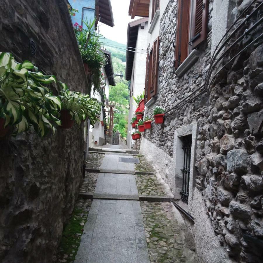 Ferienwohnung Il Sogno Di Claudia Gera Lario Exterior foto