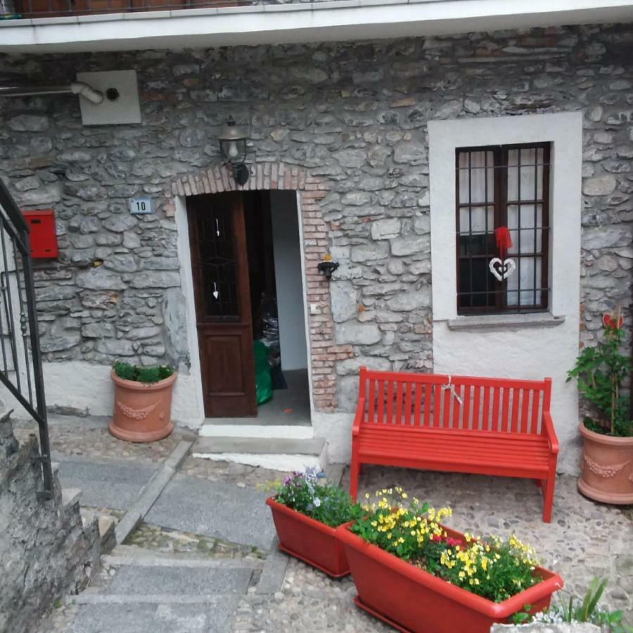 Ferienwohnung Il Sogno Di Claudia Gera Lario Exterior foto