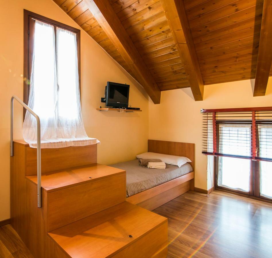 Ferienwohnung Il Sogno Di Claudia Gera Lario Exterior foto