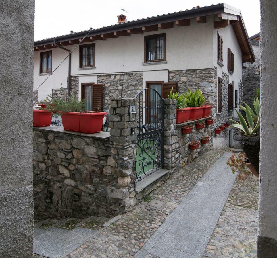 Ferienwohnung Il Sogno Di Claudia Gera Lario Exterior foto